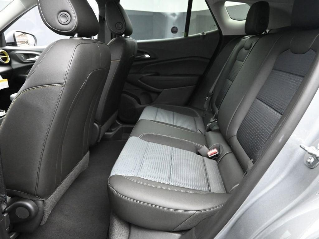 new 2025 Chevrolet Trax car, priced at $25,485