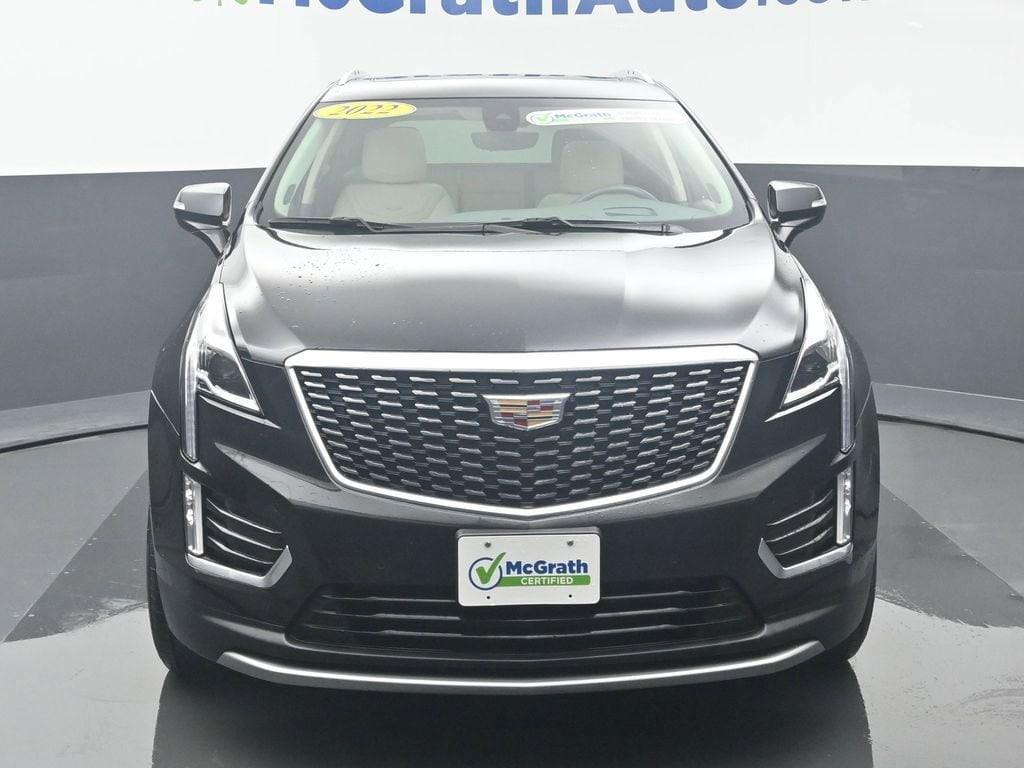 used 2022 Cadillac XT5 car, priced at $30,823