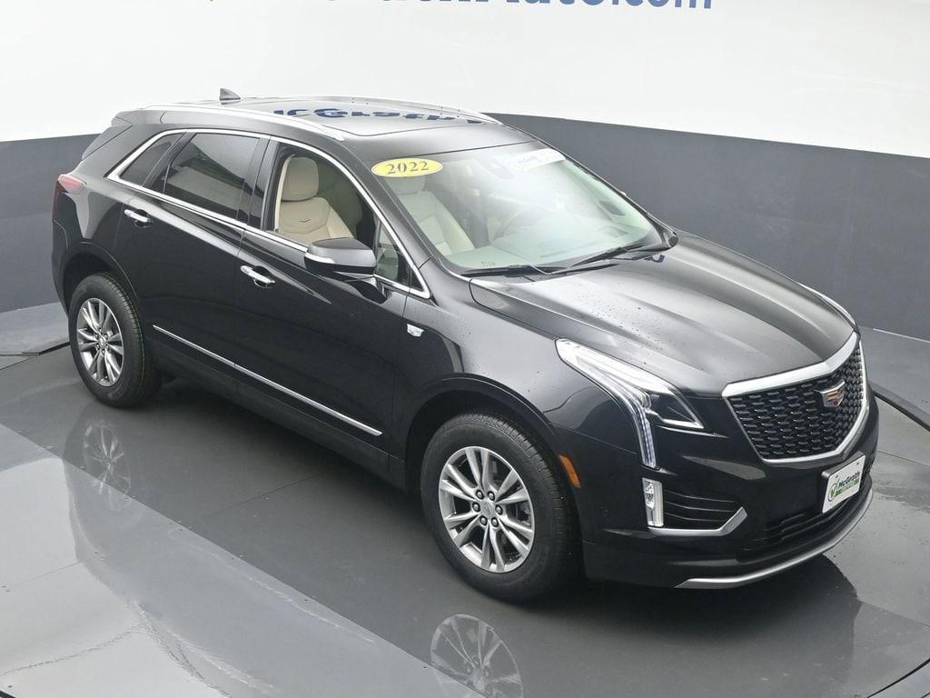 used 2022 Cadillac XT5 car, priced at $30,823