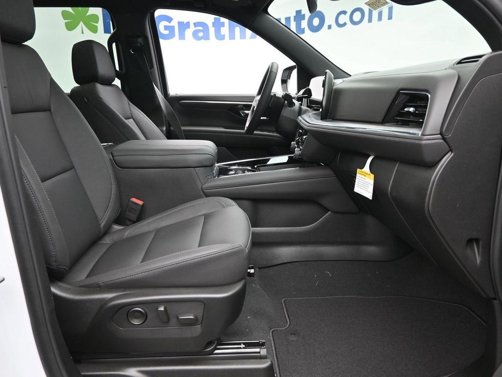 new 2025 Chevrolet Suburban car, priced at $74,370