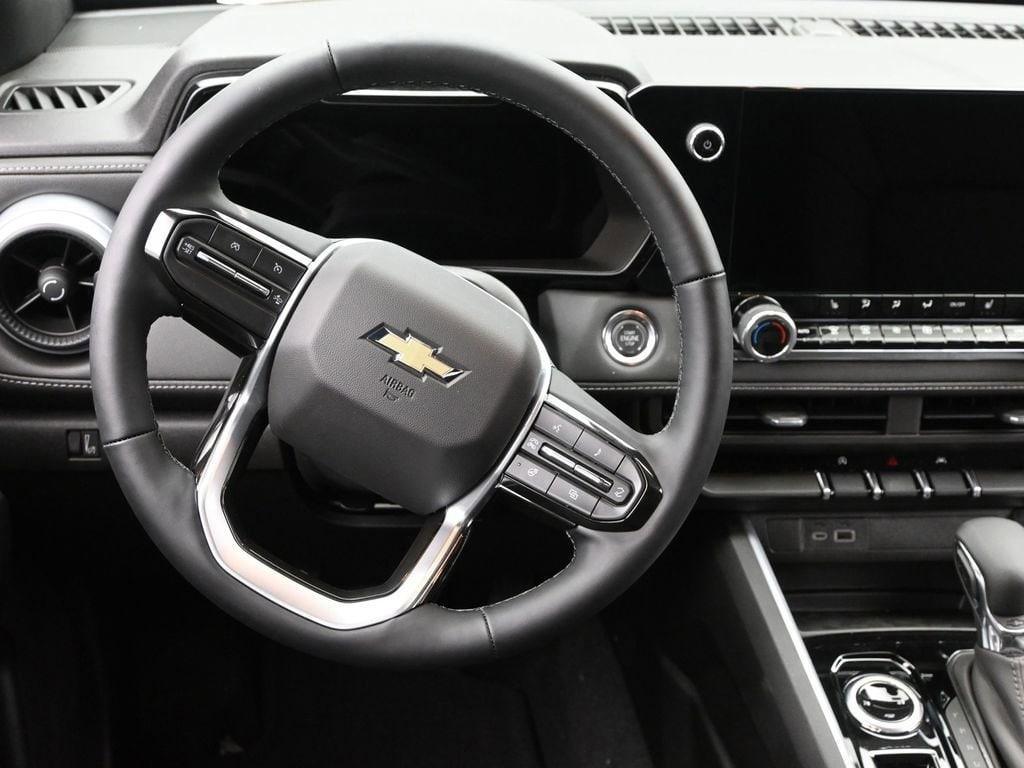 new 2025 Chevrolet Colorado car, priced at $42,365