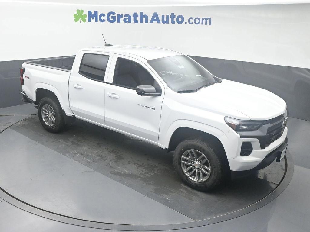 new 2025 Chevrolet Colorado car, priced at $42,365