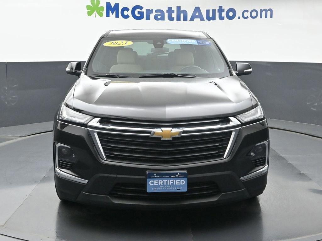 used 2023 Chevrolet Traverse car, priced at $29,498