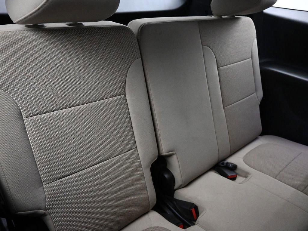 used 2023 Chevrolet Traverse car, priced at $29,498