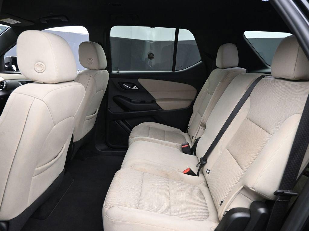 used 2023 Chevrolet Traverse car, priced at $29,498