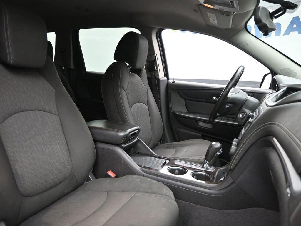 used 2015 Chevrolet Traverse car, priced at $7,288