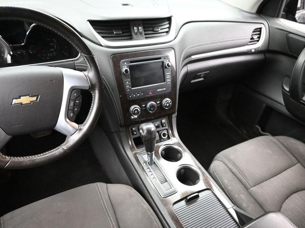 used 2015 Chevrolet Traverse car, priced at $7,288