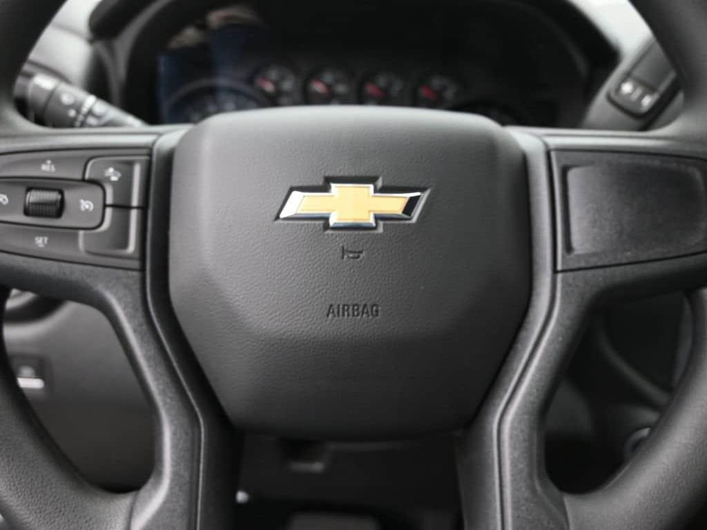 new 2025 Chevrolet Silverado 1500 car, priced at $39,410