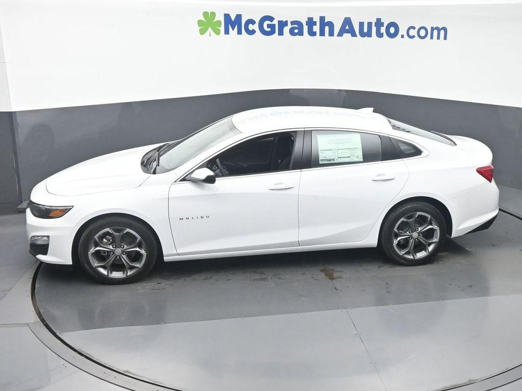 new 2025 Chevrolet Malibu car, priced at $26,995