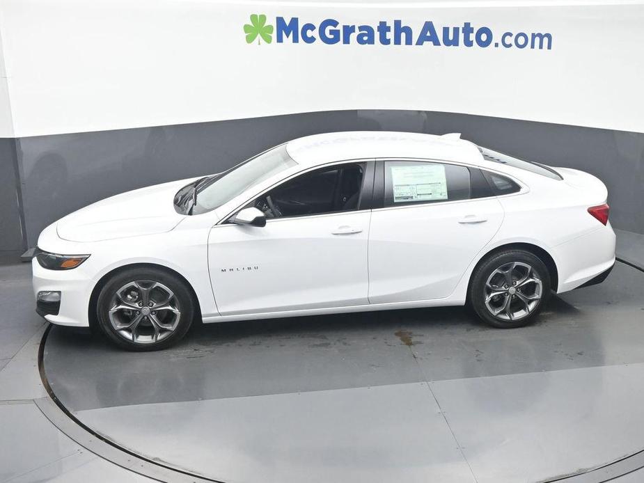 new 2025 Chevrolet Malibu car, priced at $27,611