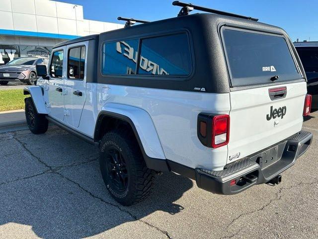 used 2022 Jeep Gladiator car, priced at $37,498