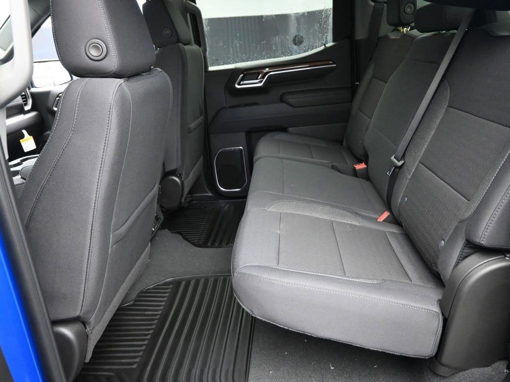 new 2025 Chevrolet Silverado 1500 car, priced at $51,640