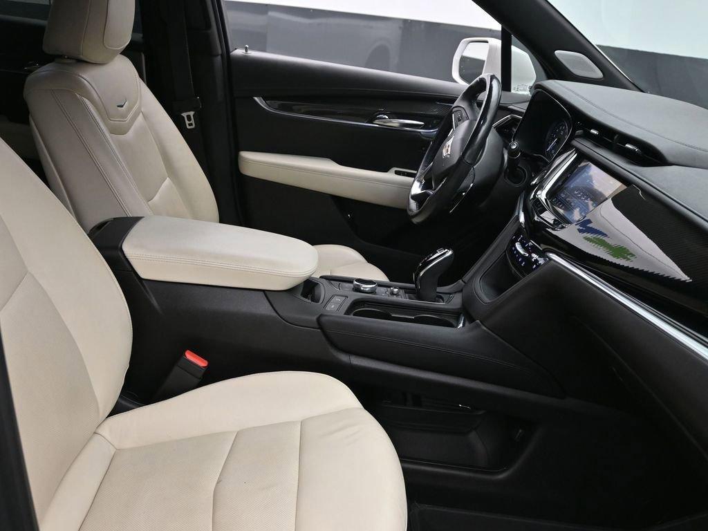 used 2020 Cadillac XT6 car, priced at $33,098