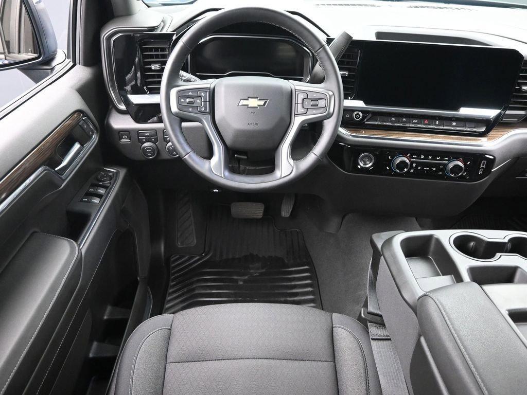 used 2024 Chevrolet Silverado 1500 car, priced at $43,995