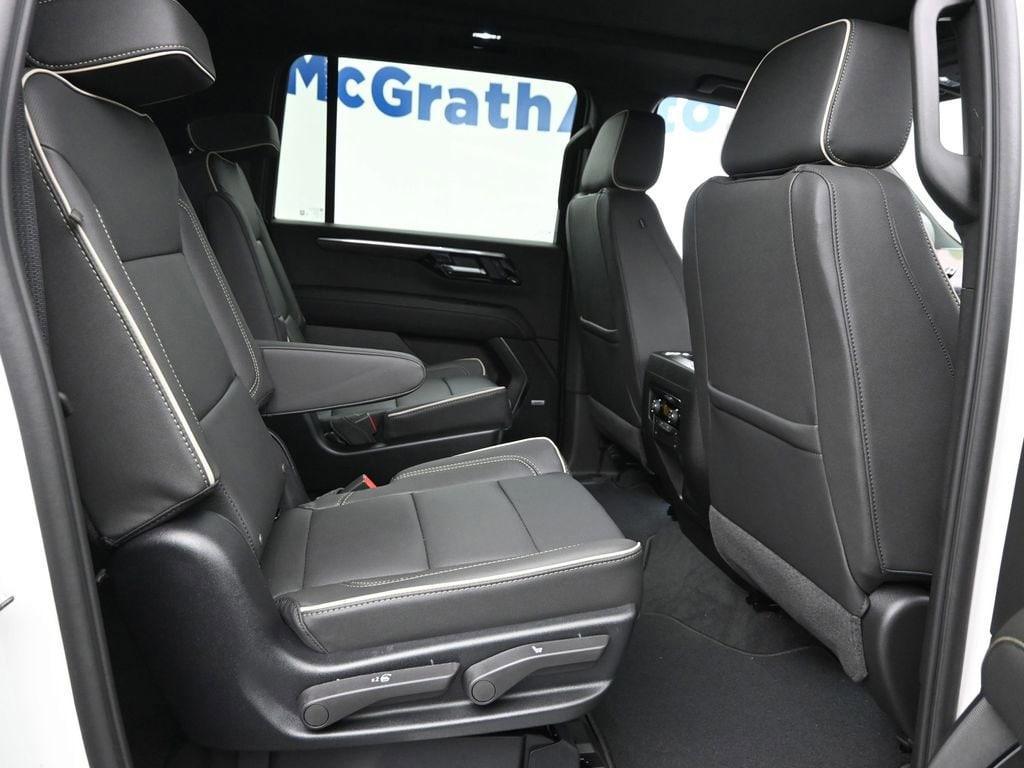 new 2025 Chevrolet Suburban car, priced at $80,305