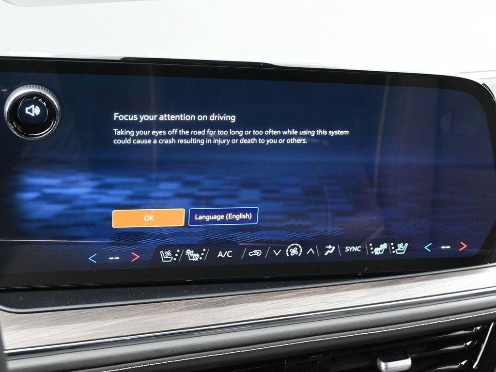 new 2025 Chevrolet Suburban car, priced at $80,305