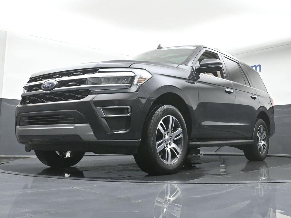 used 2024 Ford Expedition car, priced at $55,990