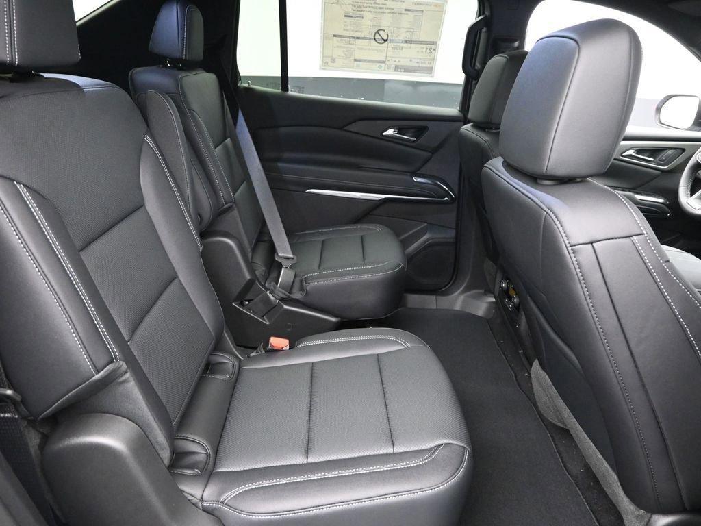 new 2026 Chevrolet Traverse car, priced at $43,190