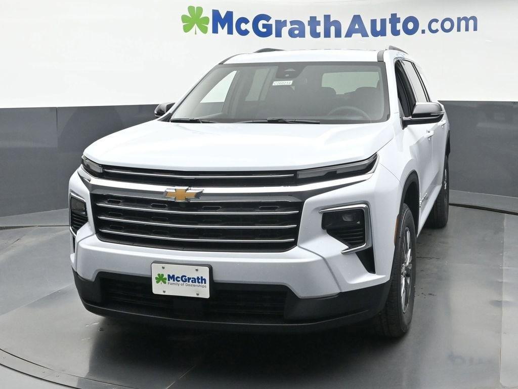 new 2026 Chevrolet Traverse car, priced at $43,190