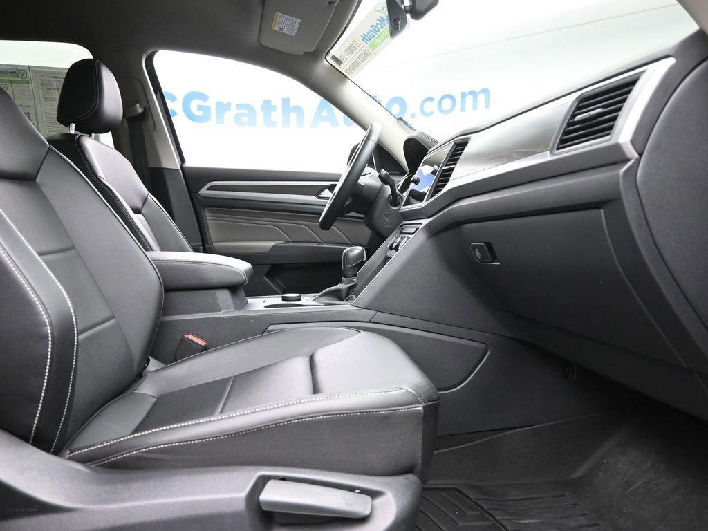 used 2021 Volkswagen Atlas car, priced at $27,998