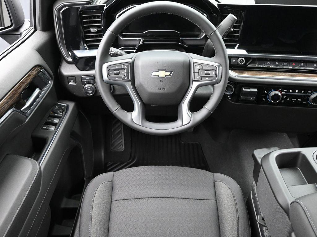 new 2025 Chevrolet Silverado 1500 car, priced at $53,675