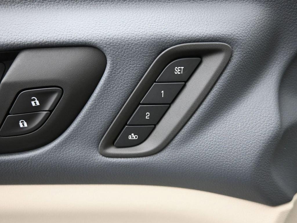 used 2022 GMC Acadia car, priced at $39,990