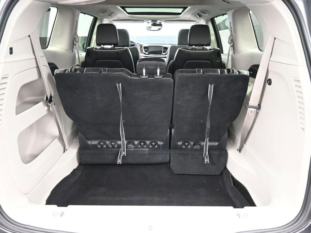 used 2023 Chrysler Pacifica car, priced at $31,137