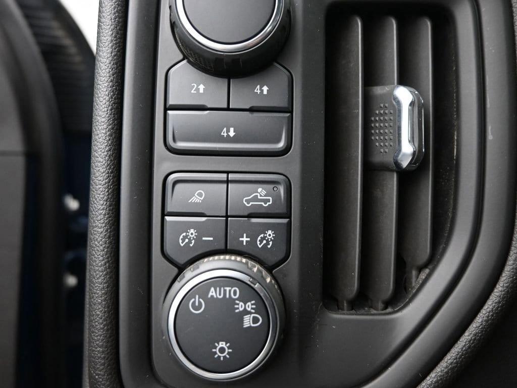 used 2024 Chevrolet Silverado 2500 car, priced at $50,997