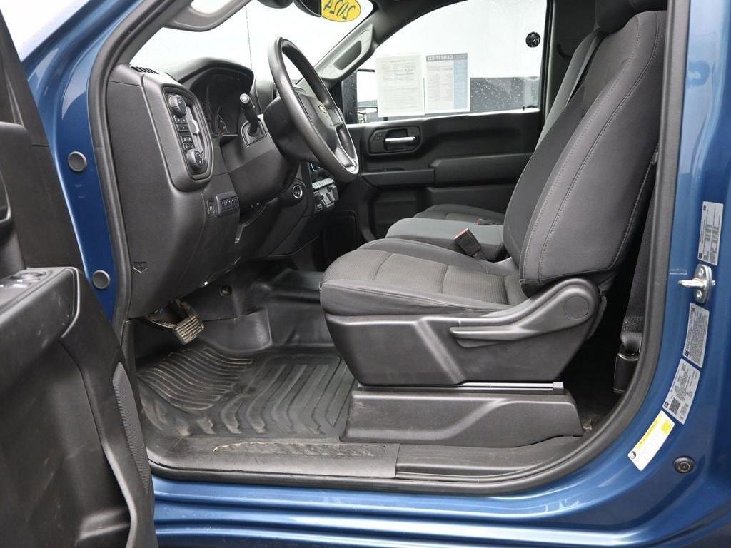 used 2024 Chevrolet Silverado 2500 car, priced at $50,997