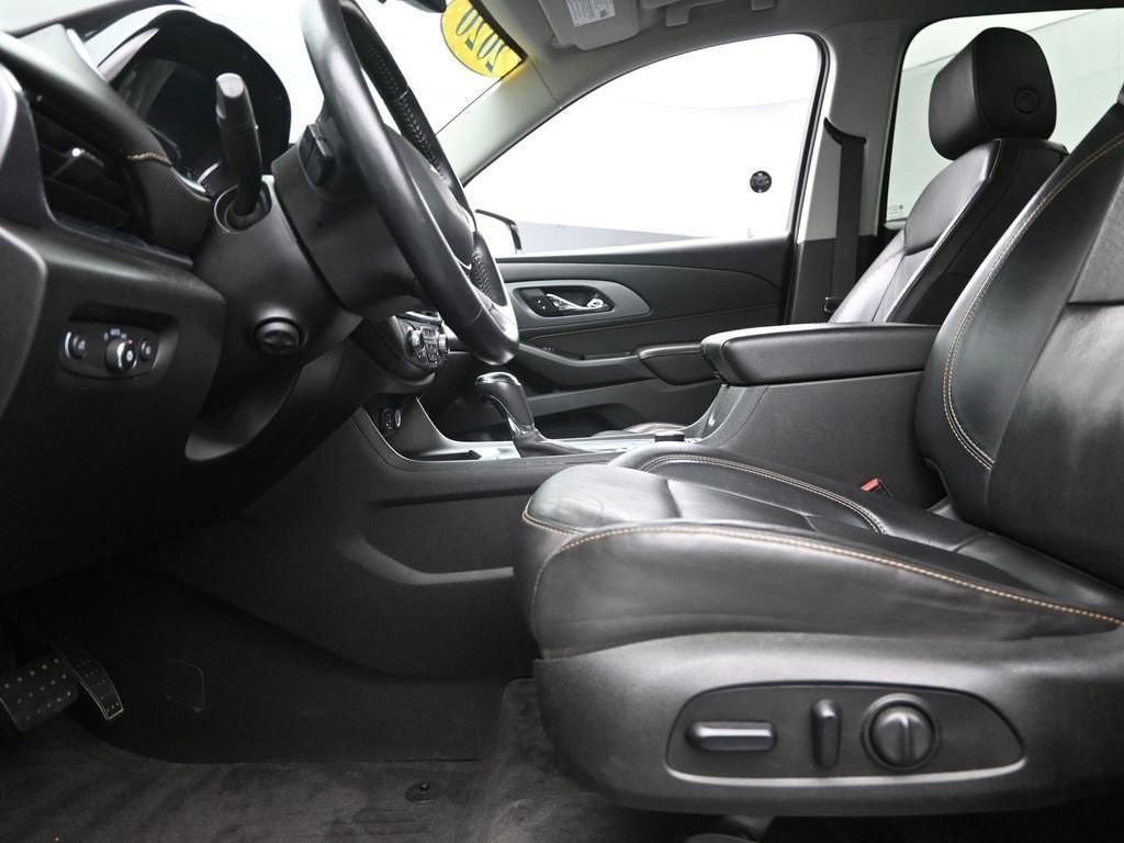 used 2020 Chevrolet Traverse car, priced at $25,998