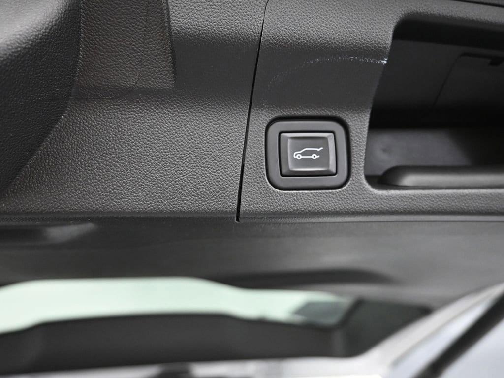 used 2023 GMC Acadia car, priced at $42,990