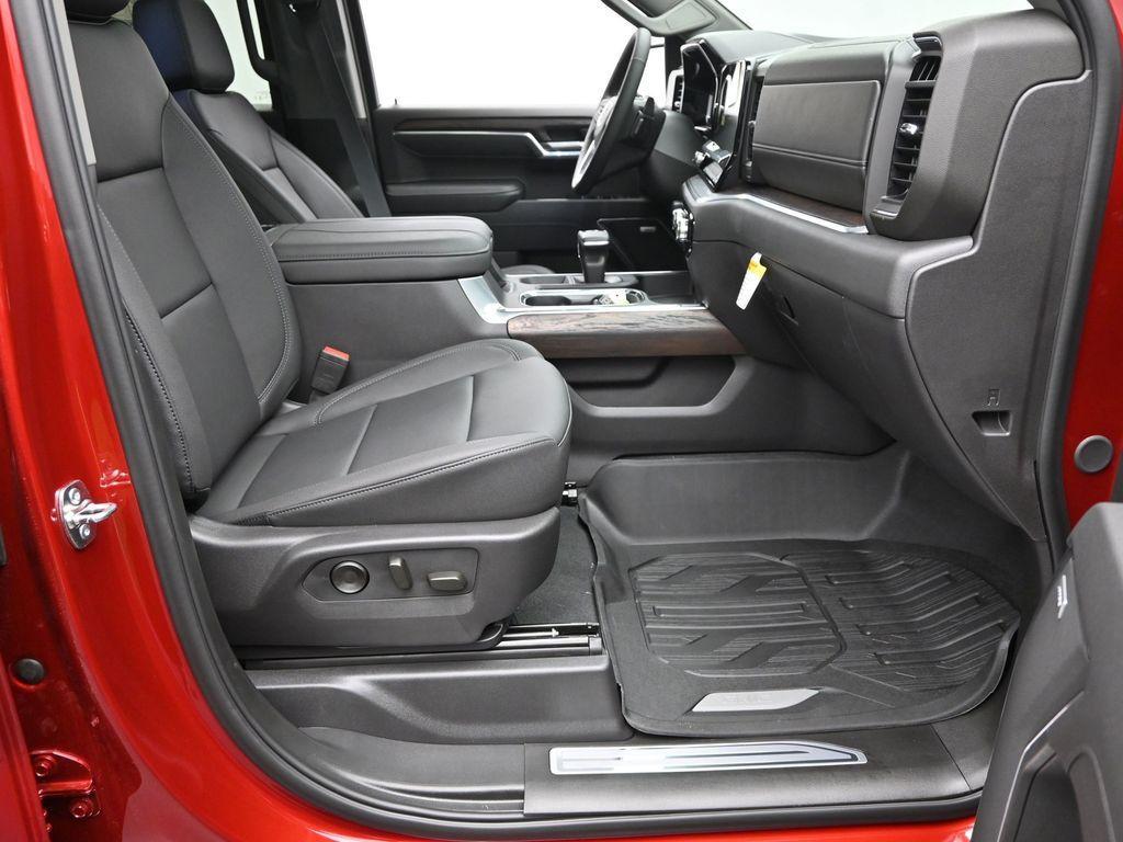 new 2025 GMC Sierra 1500 car, priced at $67,825