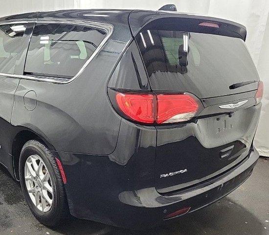 used 2019 Chrysler Pacifica car