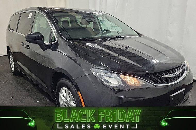 used 2019 Chrysler Pacifica car, priced at $15,998