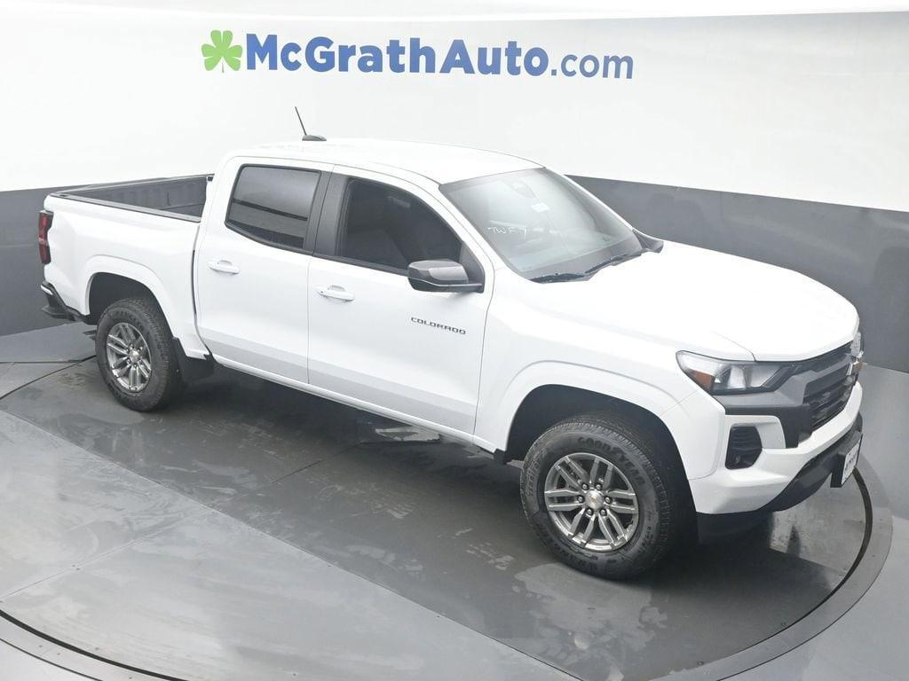 new 2024 Chevrolet Colorado car, priced at $31,065