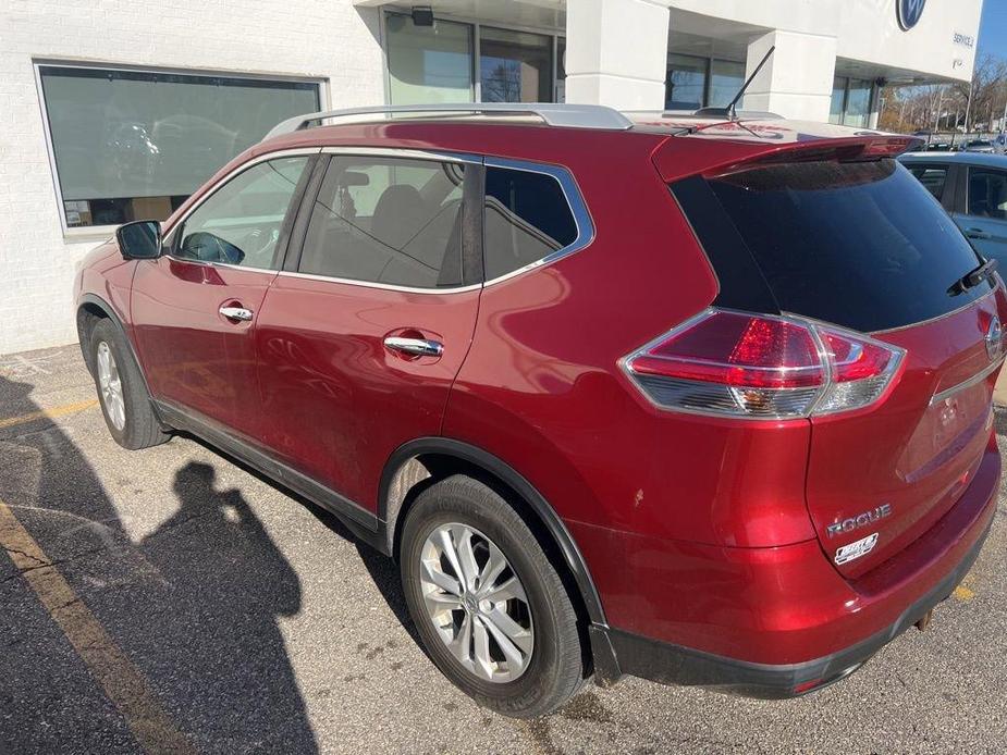 used 2016 Nissan Rogue car