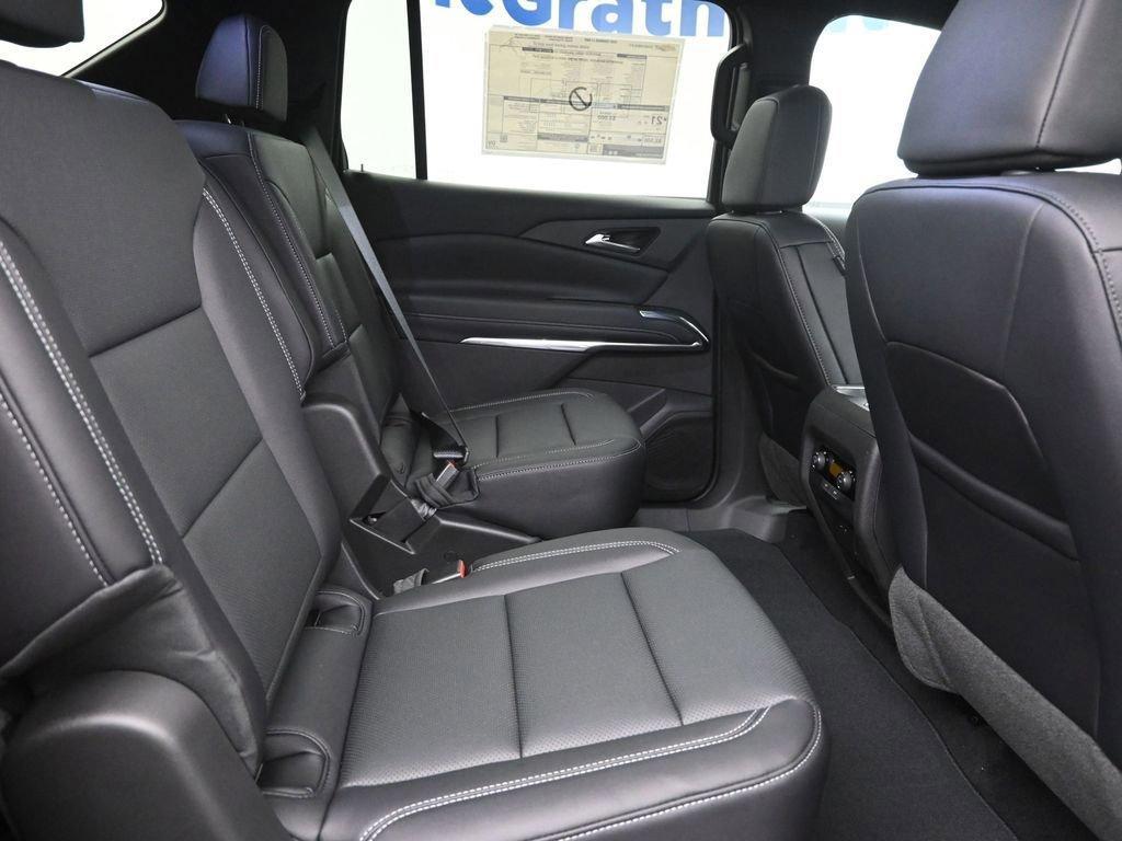 new 2025 Chevrolet Traverse car, priced at $45,690