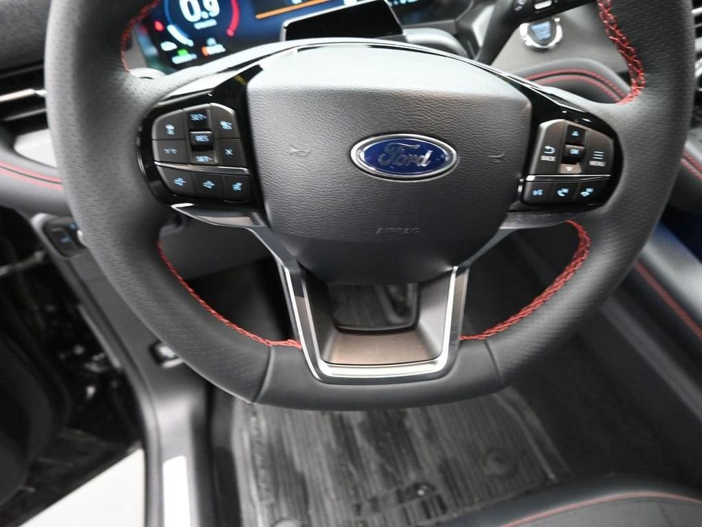 used 2025 Ford Explorer car, priced at $45,988