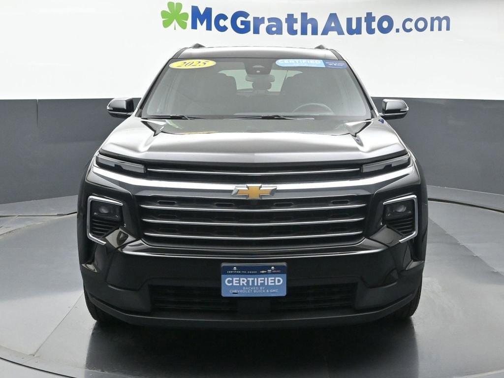 used 2025 Chevrolet Traverse car, priced at $40,500