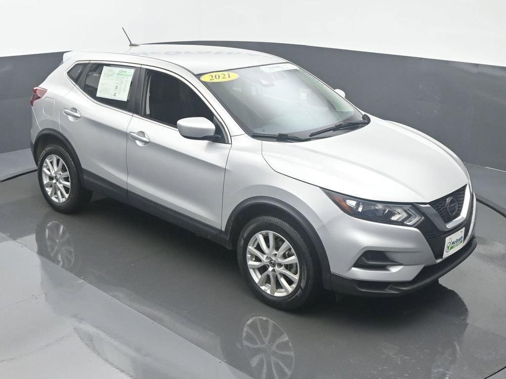 used 2021 Nissan Rogue Sport car, priced at $18,316