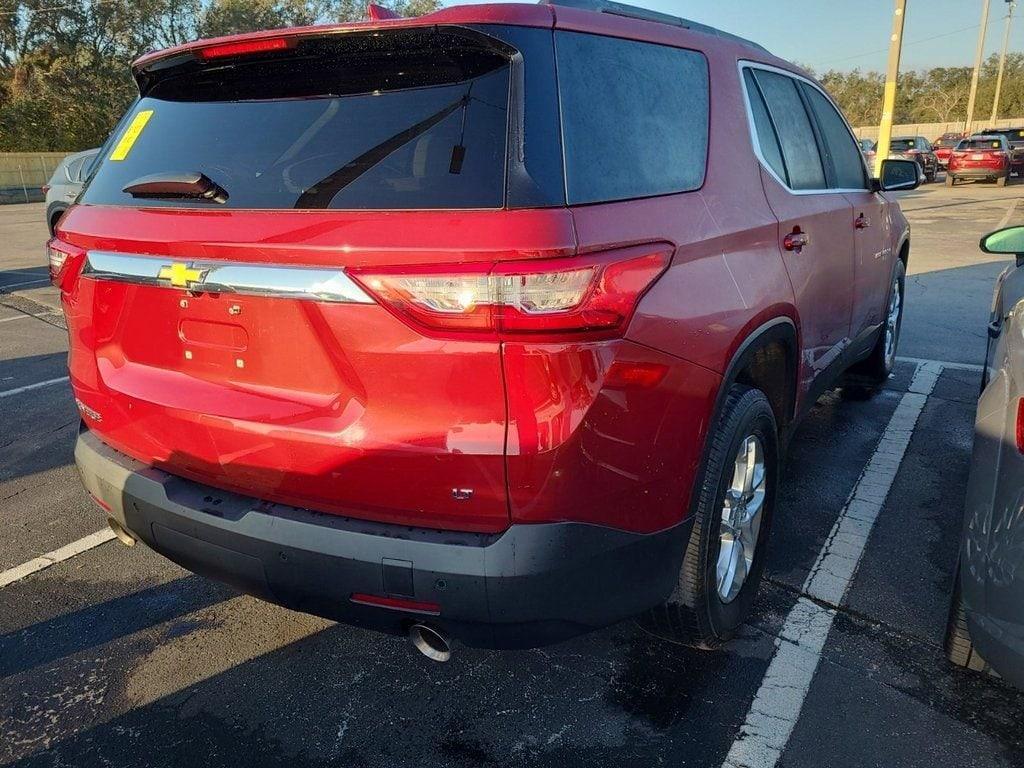 used 2021 Chevrolet Traverse car, priced at $27,267