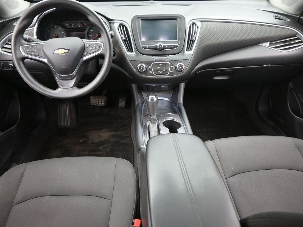 used 2018 Chevrolet Malibu car, priced at $9,998