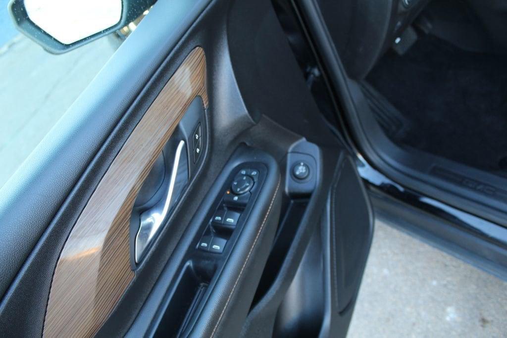 used 2020 GMC Terrain car, priced at $23,998