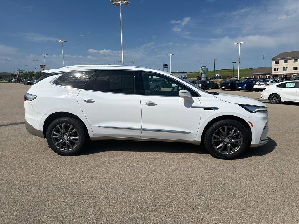 used 2022 Buick Enclave car, priced at $31,521