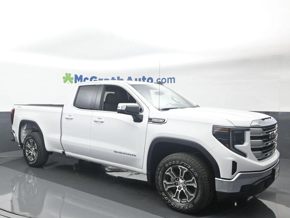 new 2025 GMC Sierra 1500 car, priced at $51,396