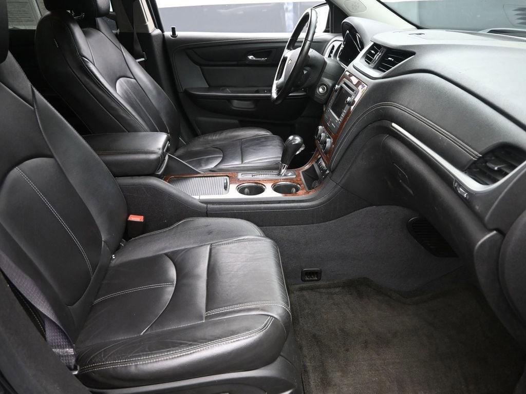 used 2014 Chevrolet Traverse car, priced at $8,999