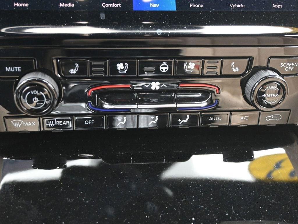 used 2023 Jeep Grand Cherokee L car, priced at $36,541