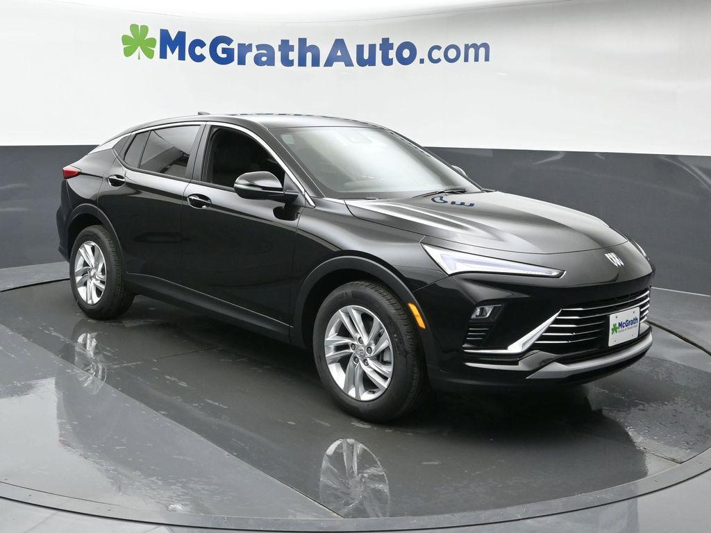 new 2025 Buick Envista car, priced at $26,935