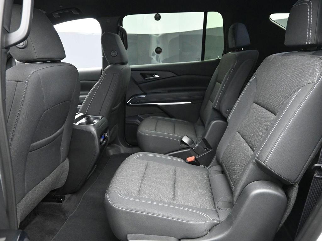 used 2025 Chevrolet Traverse car, priced at $37,598