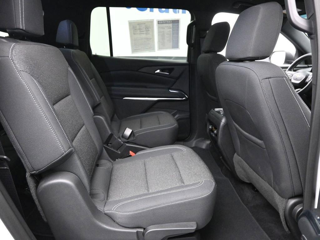 used 2025 Chevrolet Traverse car, priced at $37,598